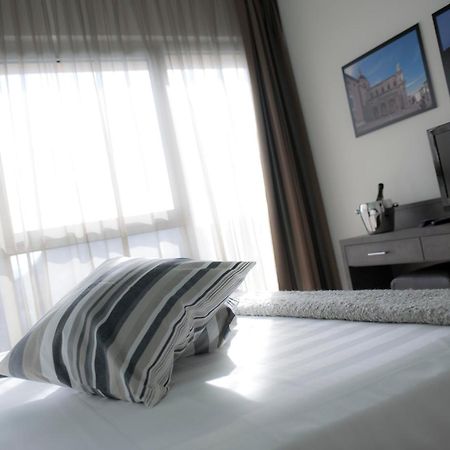 Blu Arena Hotel Montecchio  Exterior photo